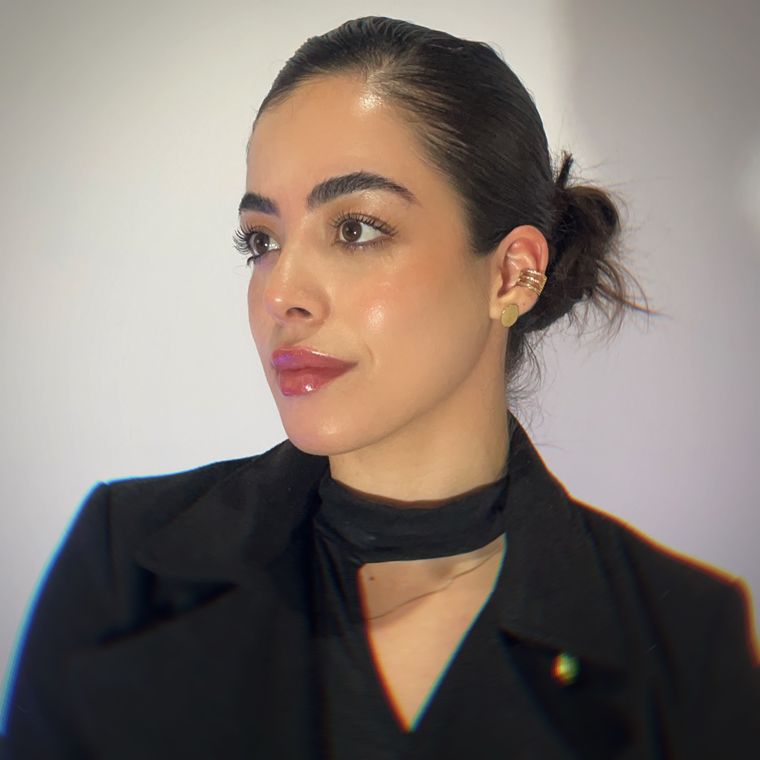 Bruna Bueno