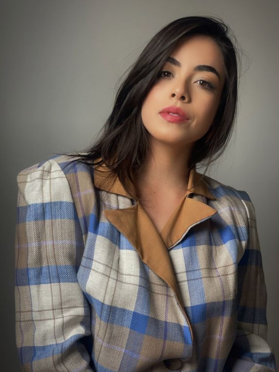 Bruna Bueno