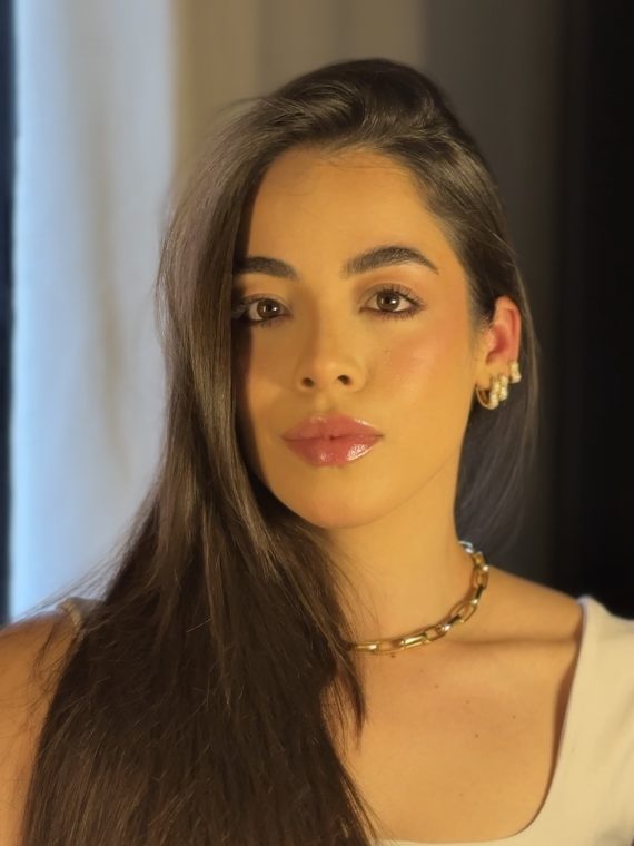 Bruna Bueno